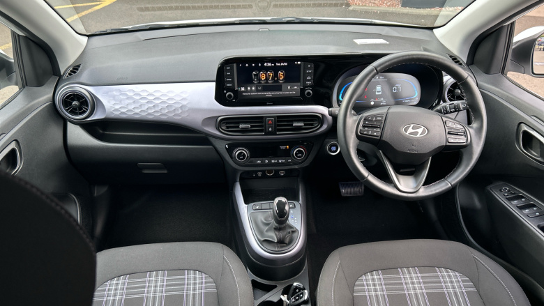 Hyundai i10 1.2 [79] Premium 5dr Auto [Nav] Petrol Hatchback